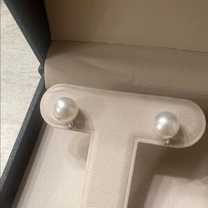 Genuine mother Pearl Earrings with Diamonds 14k white gold